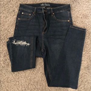 High-Rise Ripped blue jeans